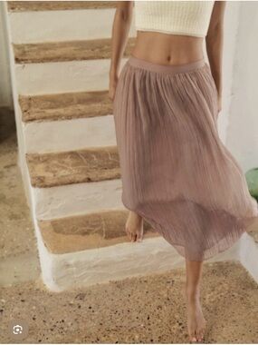 Zara Women’s Wrinkled Effect Elastic Waist Midi Skirt - Medium